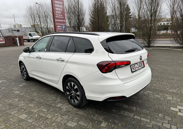 Fiat Tipo cena 39900 przebieg: 169552, rok produkcji 2020 z Swarzędz małe 407